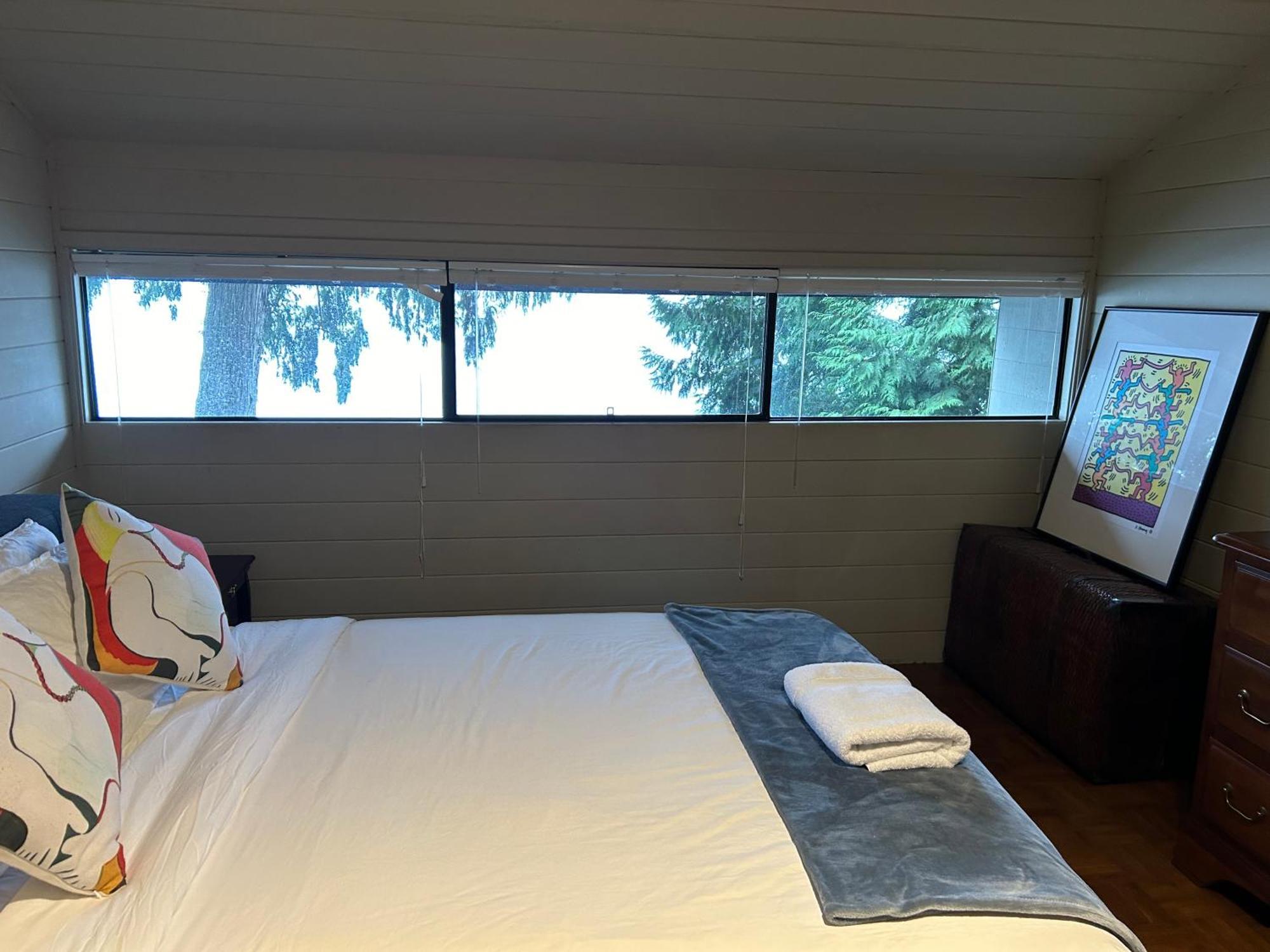Waterfront Cottage With Superb Coastline Views West Vancouver Exterior foto